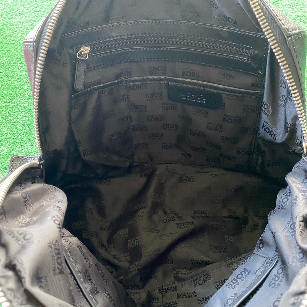 🎉🎉🎉HOST PICK 🎉🎉Authentic Michael Kors Bag | Michael Kors Bag | Black Bag | - Picture 10 of 16